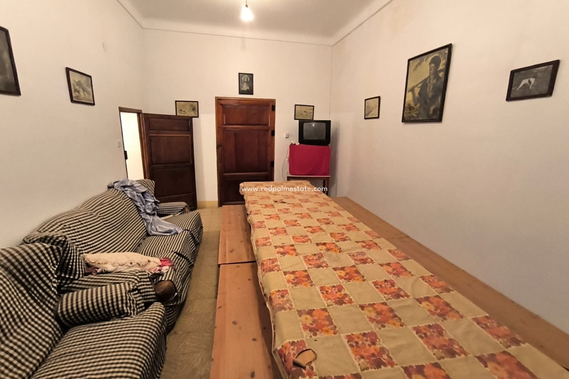 Reventa - Finca / Propiedad de Campo -
Villena - Inland