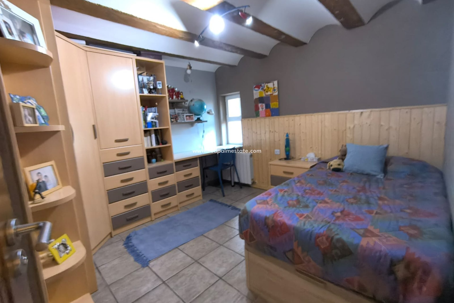 Reventa - Finca / Propiedad de Campo -
Villena - Inland