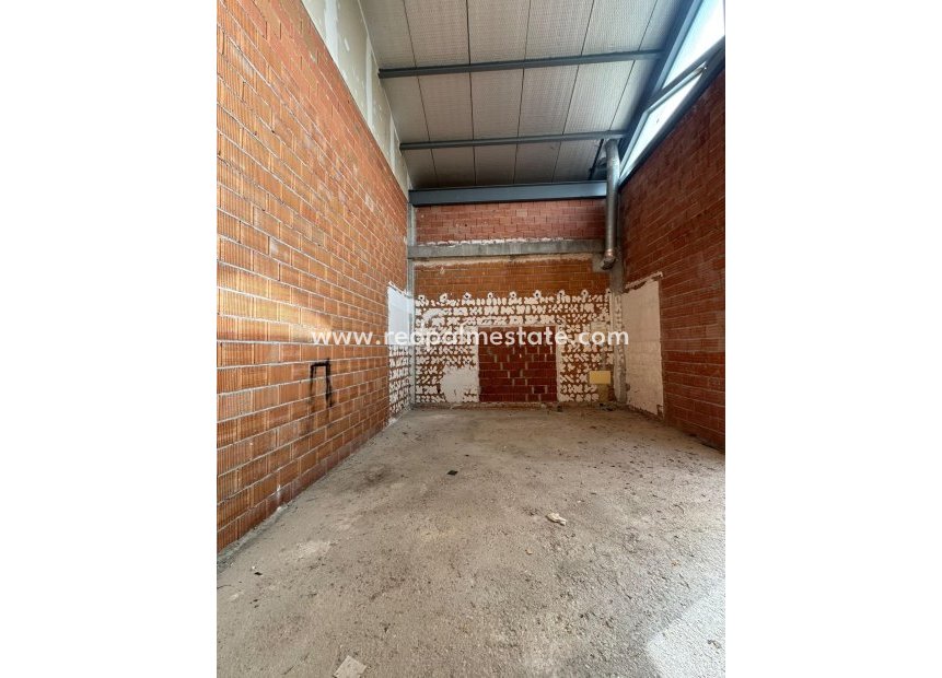 Reventa - Negocio -
Algorfa - La Finca Resort