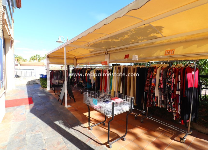 Reventa - Negocio -
Algorfa