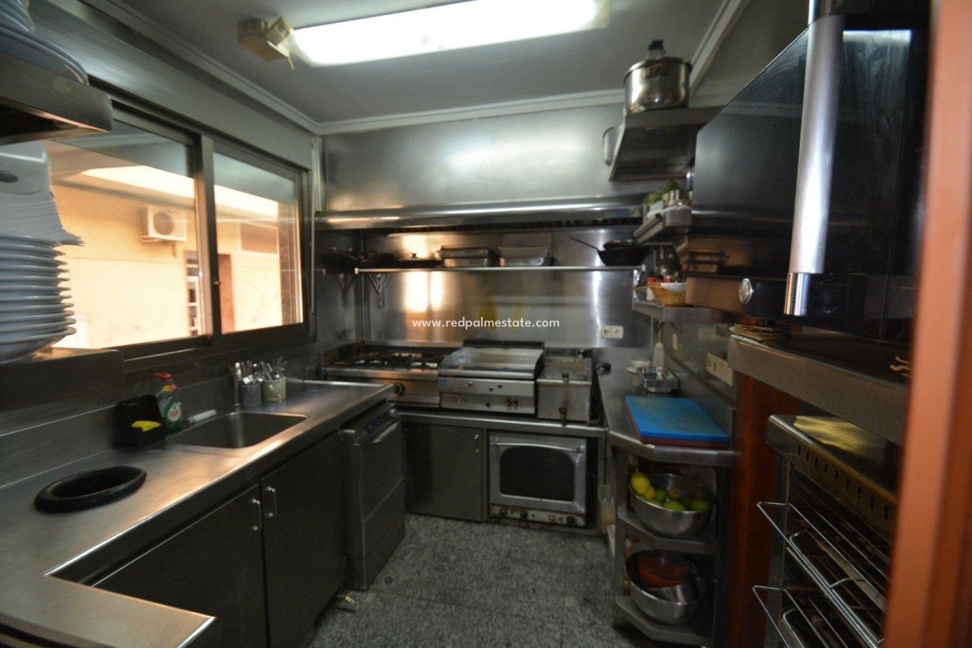 Reventa - Negocio -
Bigastro - CENTRO