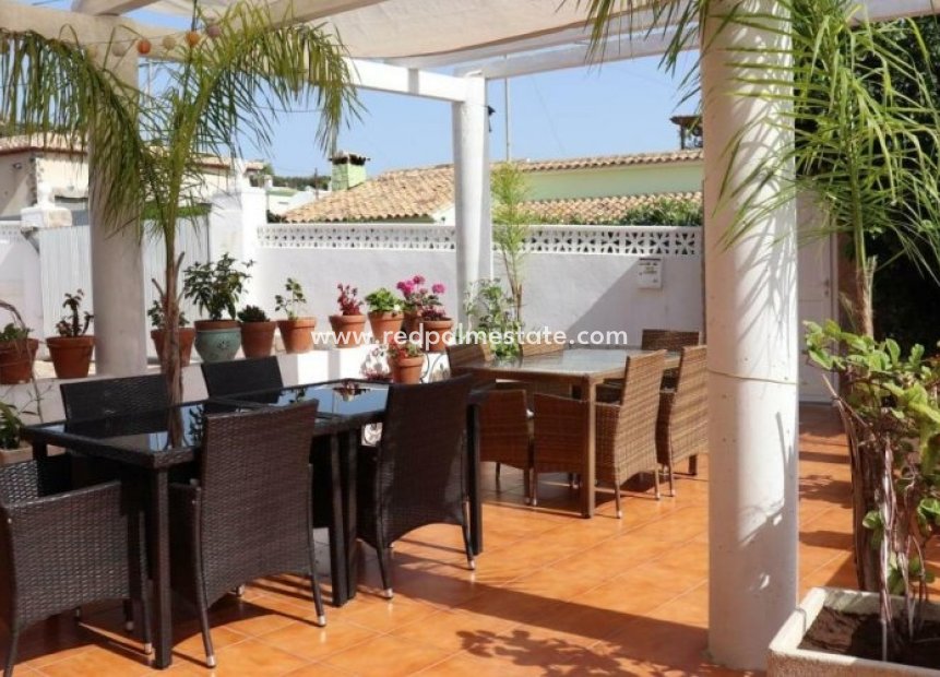 Reventa - Negocio -
Calpe