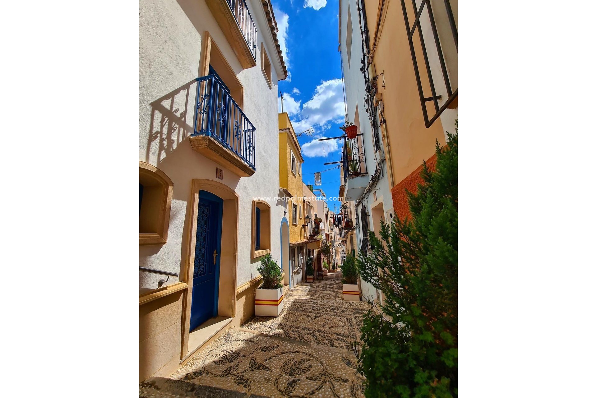 Reventa - Negocio -
Calpe
