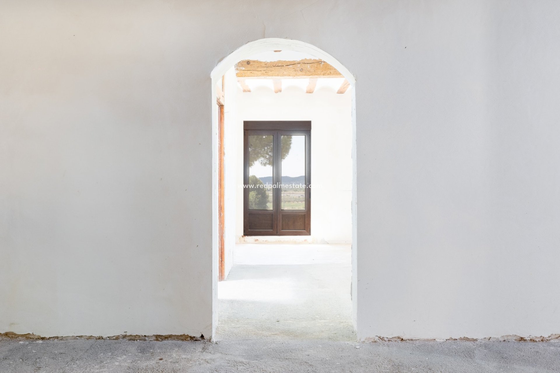 Reventa - Negocio -
Castalla - Inland