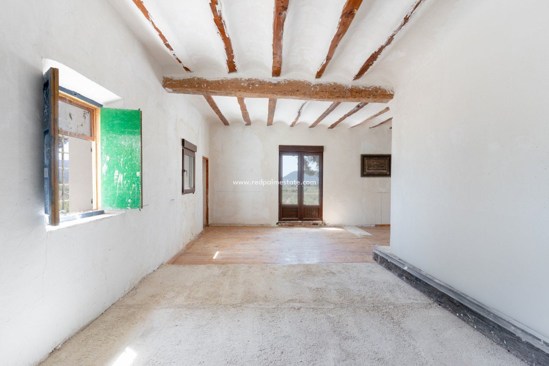 Reventa - Negocio -
Castalla - Inland