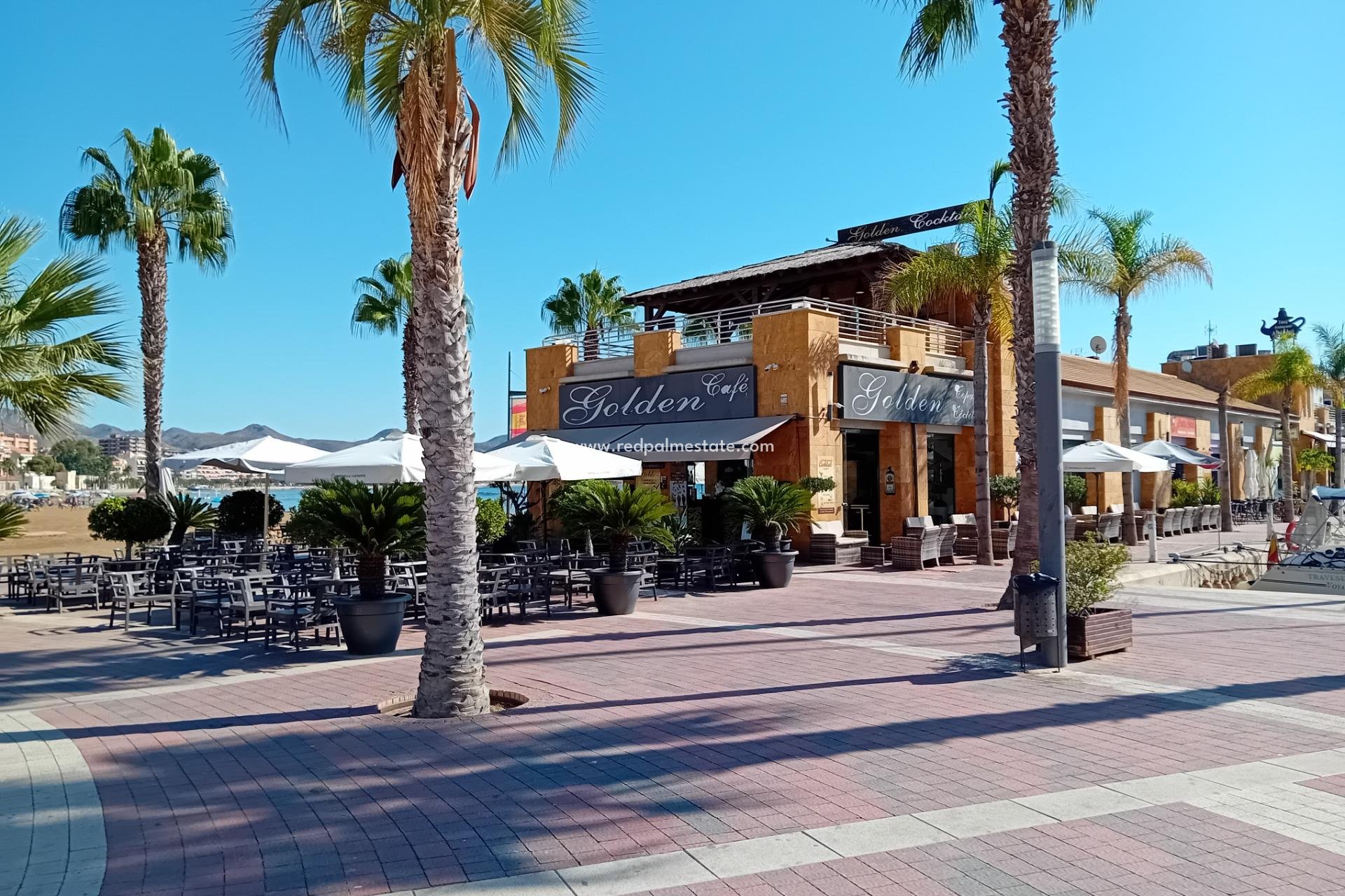 Reventa - Negocio -
Mazarron - Centro