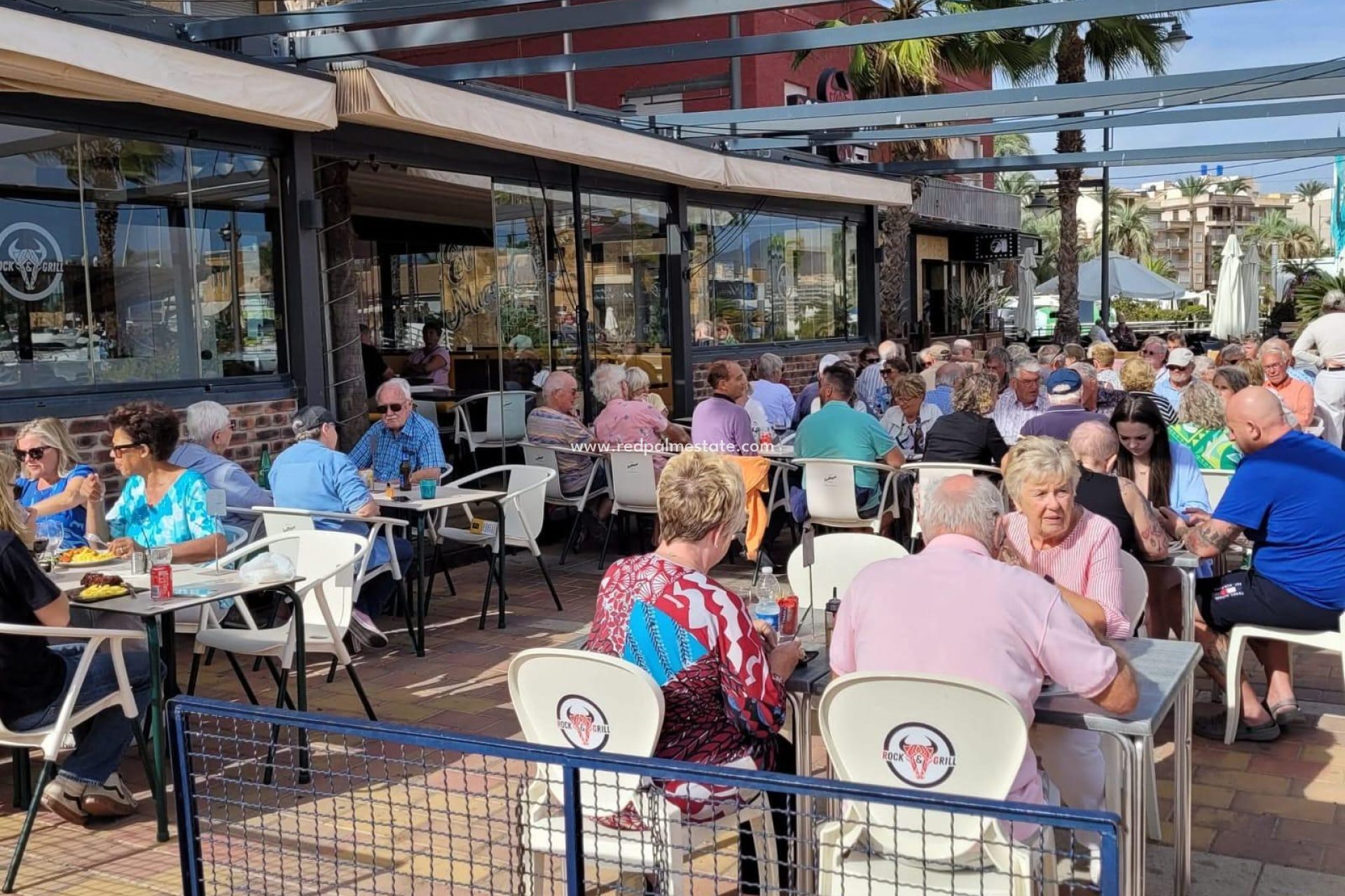 Reventa - Negocio -
Mazarron - Paseo