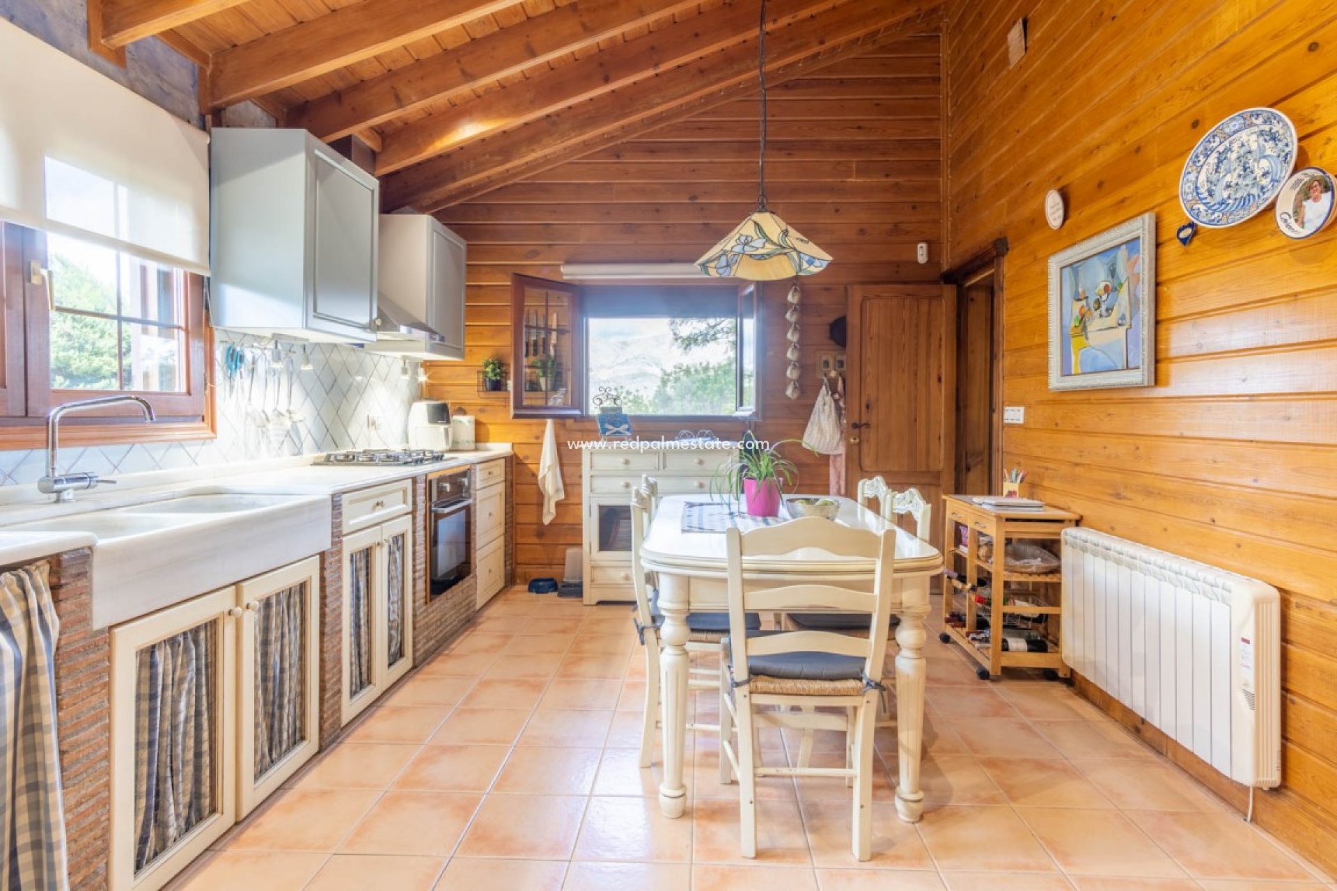 Reventa - Negocio -
Orba - Inland