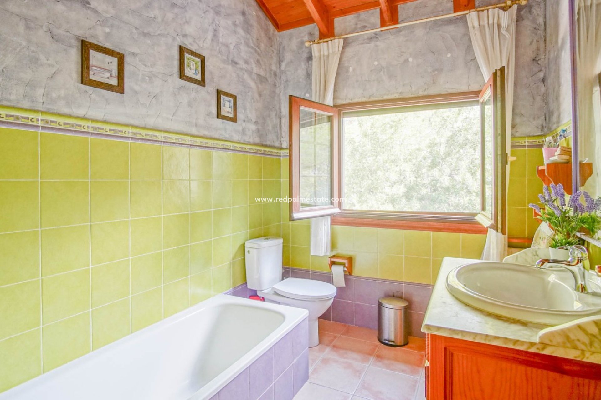 Reventa - Negocio -
Orba - Inland