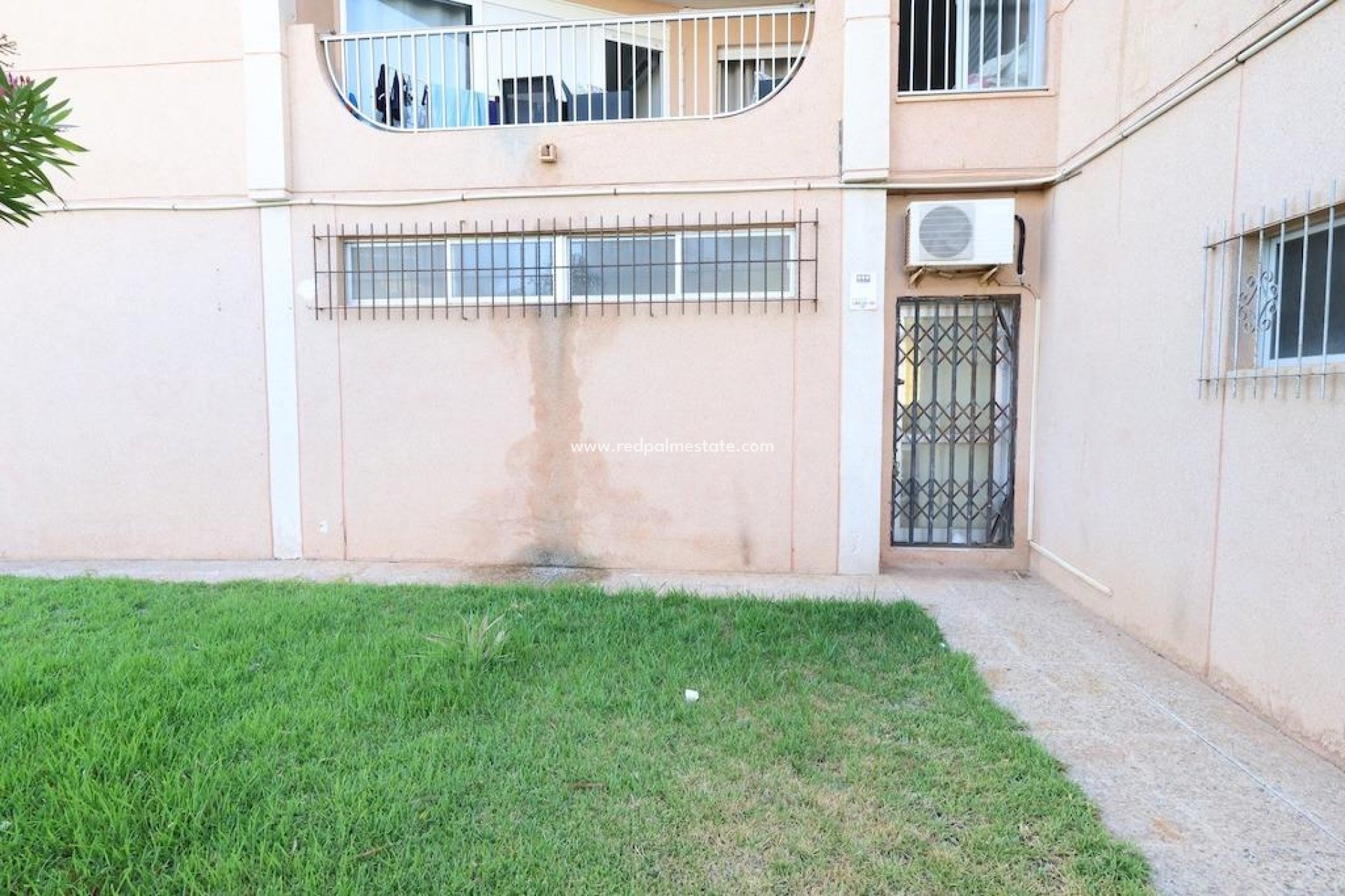 Reventa - Negocio -
Orihuela Costa - Costa Blanca