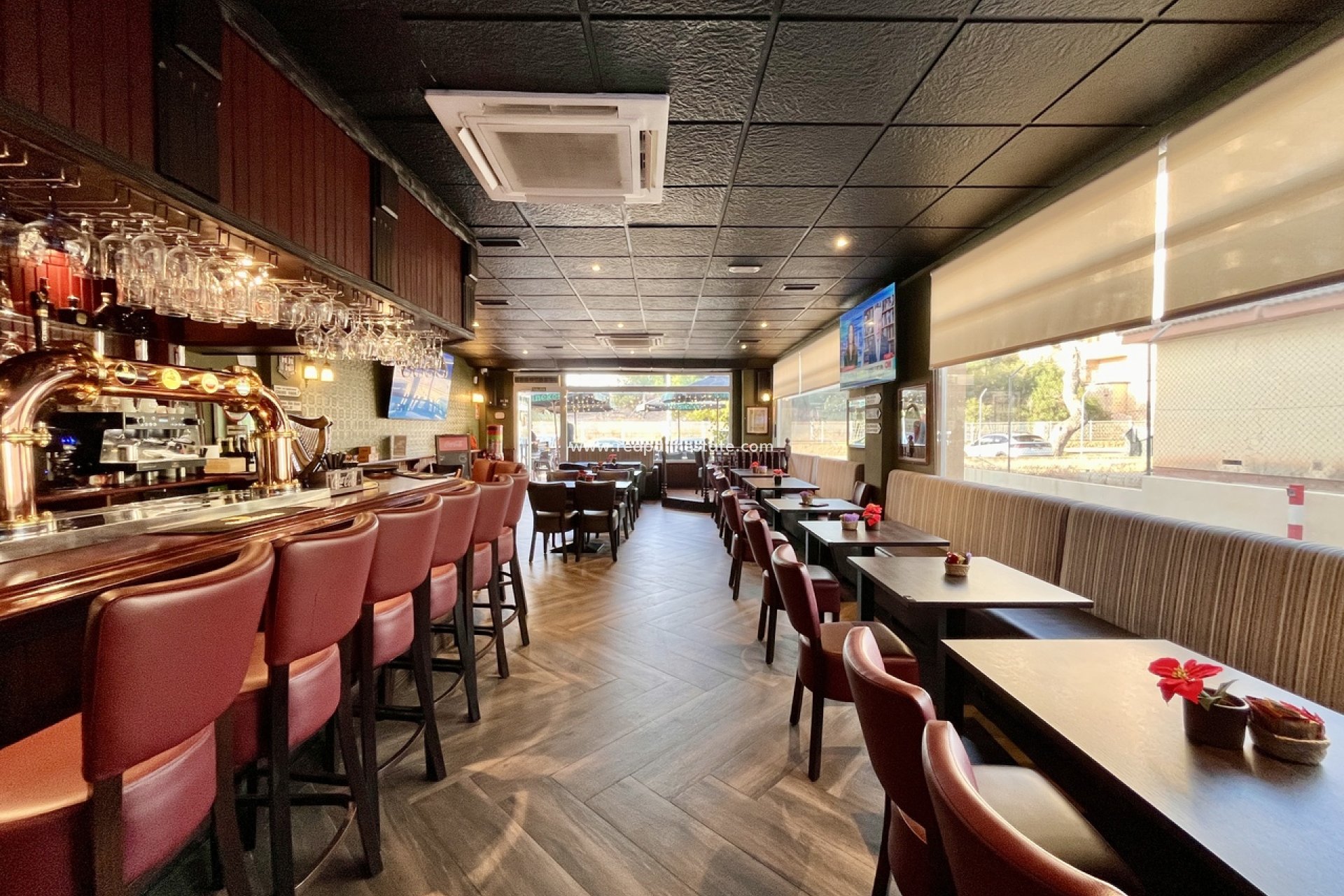 Reventa - Negocio -
Orihuela Costa - Costa Blanca