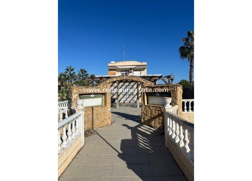 Reventa - Negocio -
Orihuela Costa - Las Fillipinas