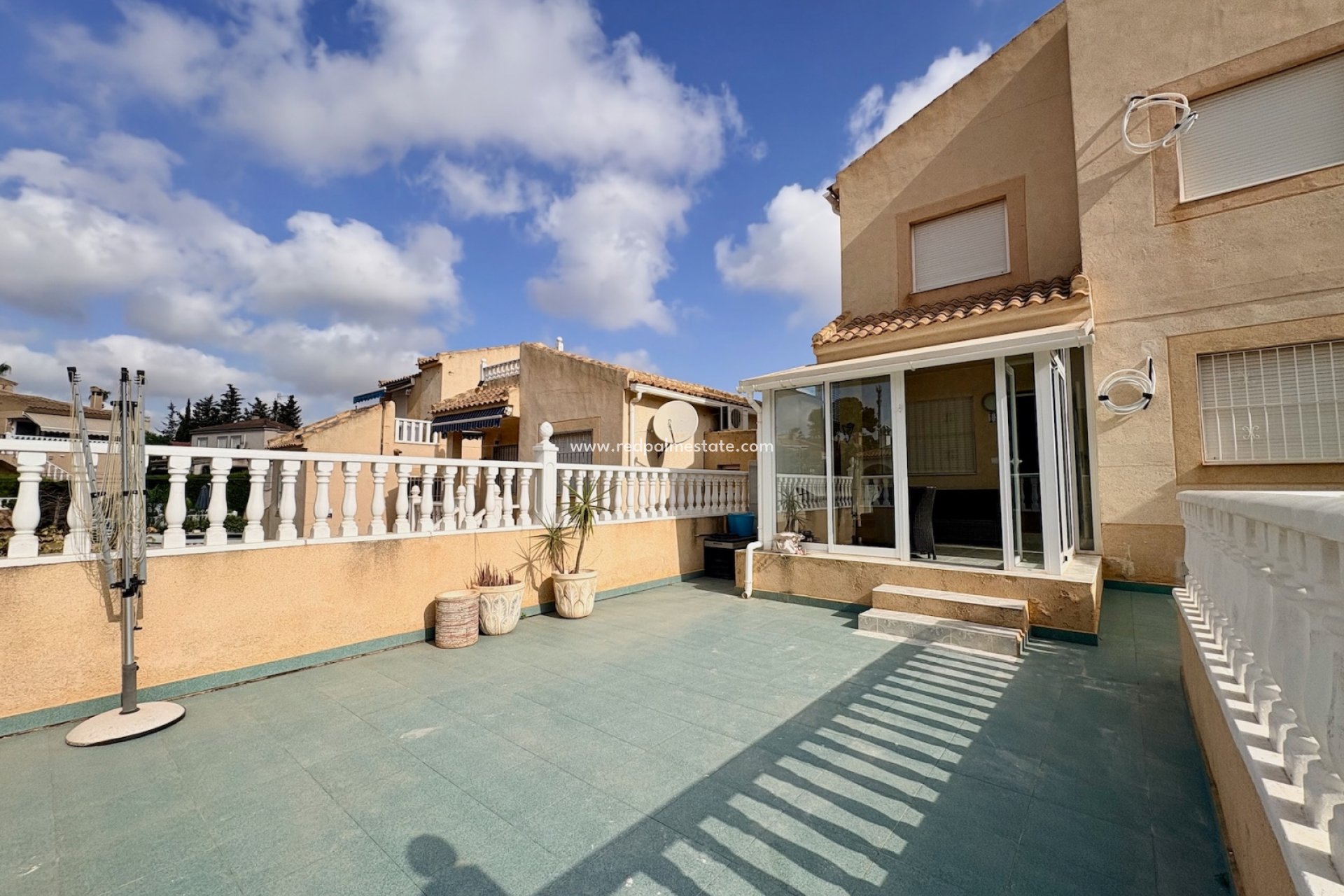 Reventa - Negocio -
Orihuela - Inland