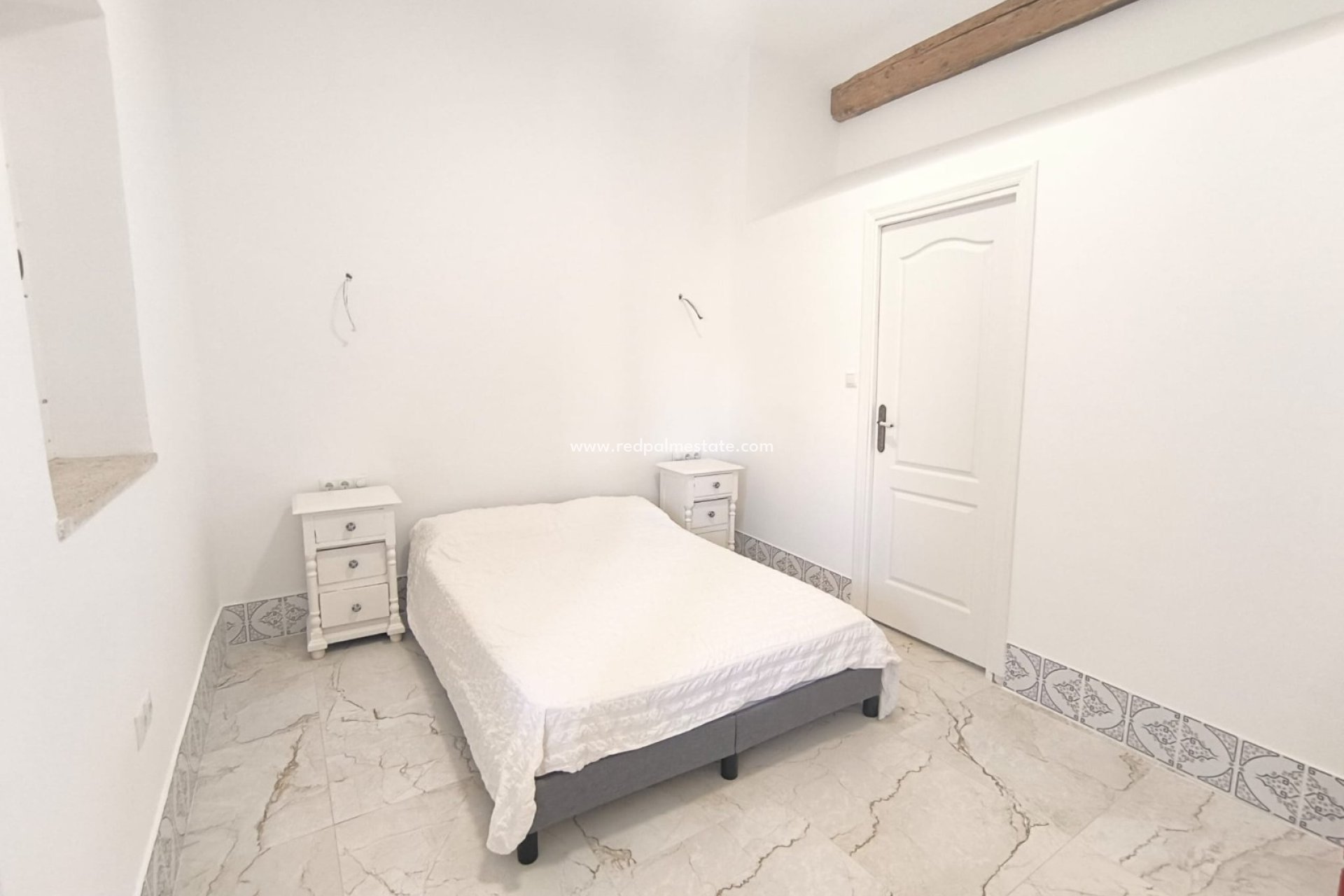 Reventa - Negocio -
Pinoso - Inland