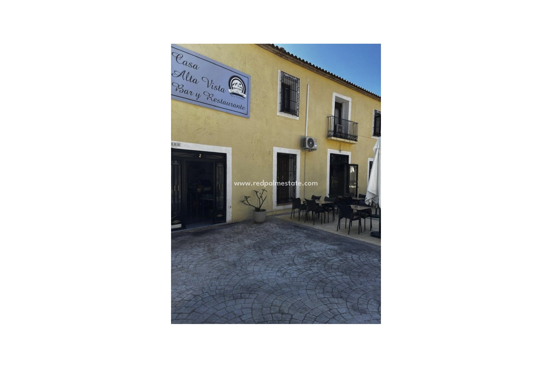 Reventa - Negocio -
Relleu - Inland