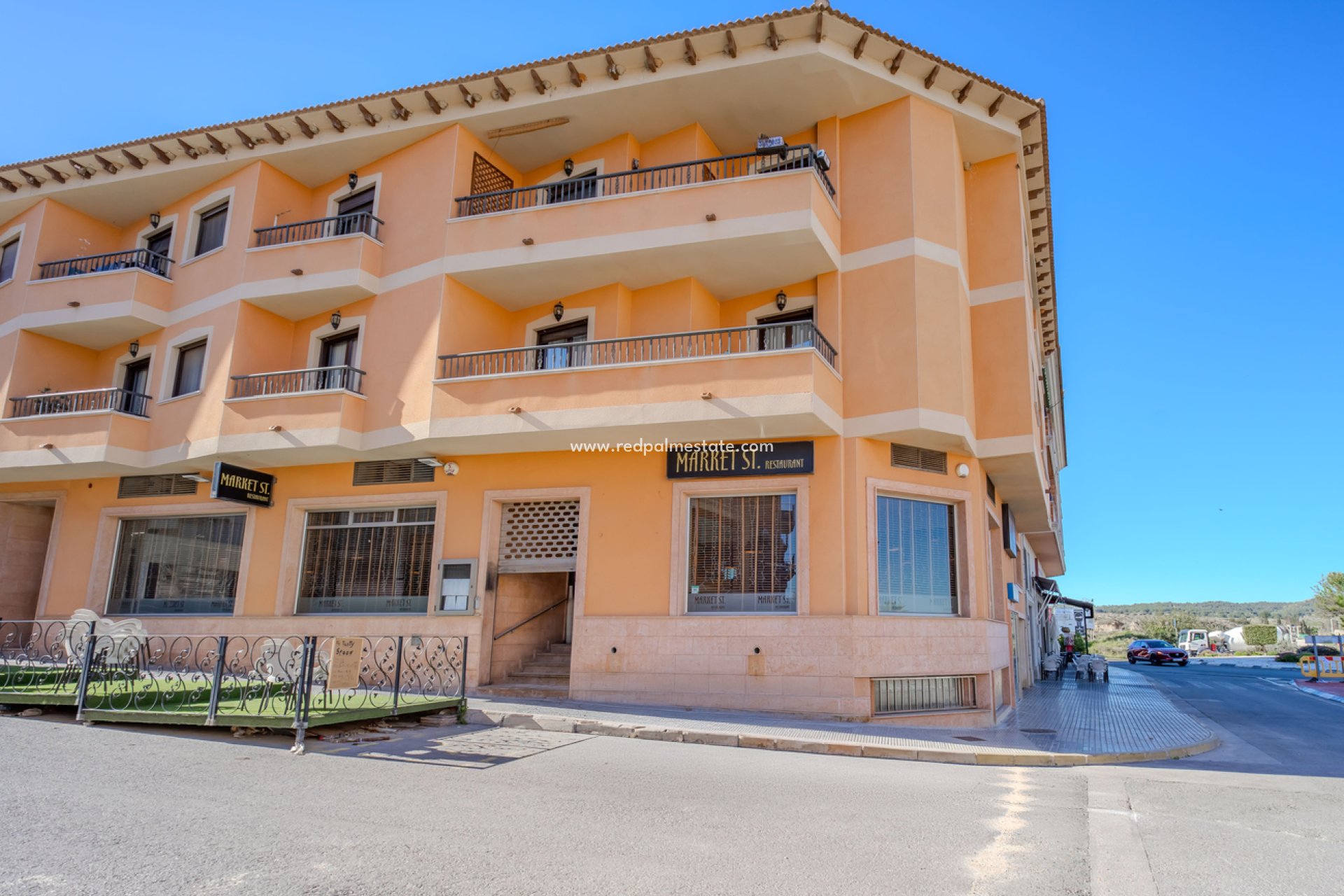 Reventa - Negocio -
San Miguel de Salinas