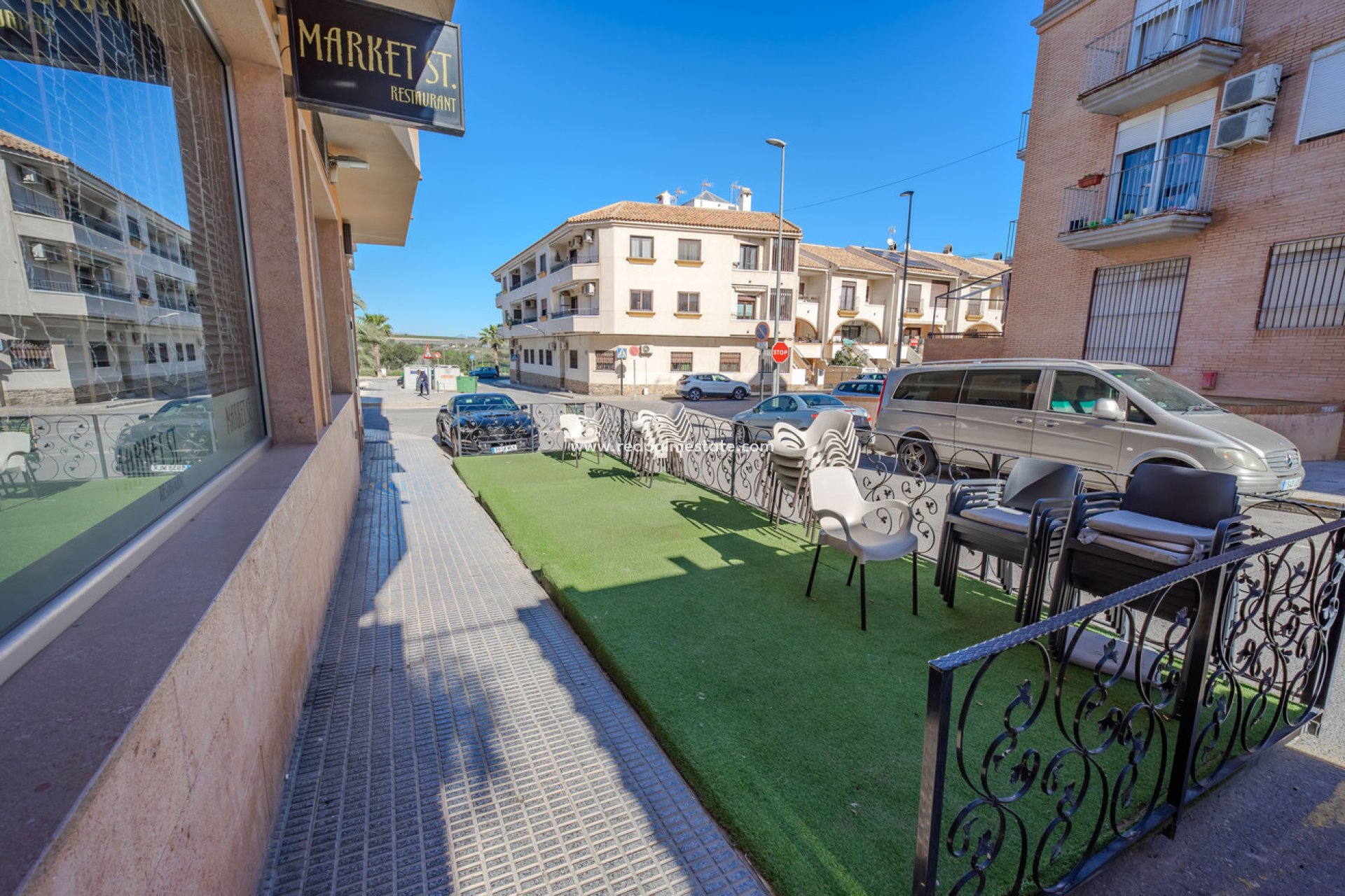 Reventa - Negocio -
San Miguel de Salinas