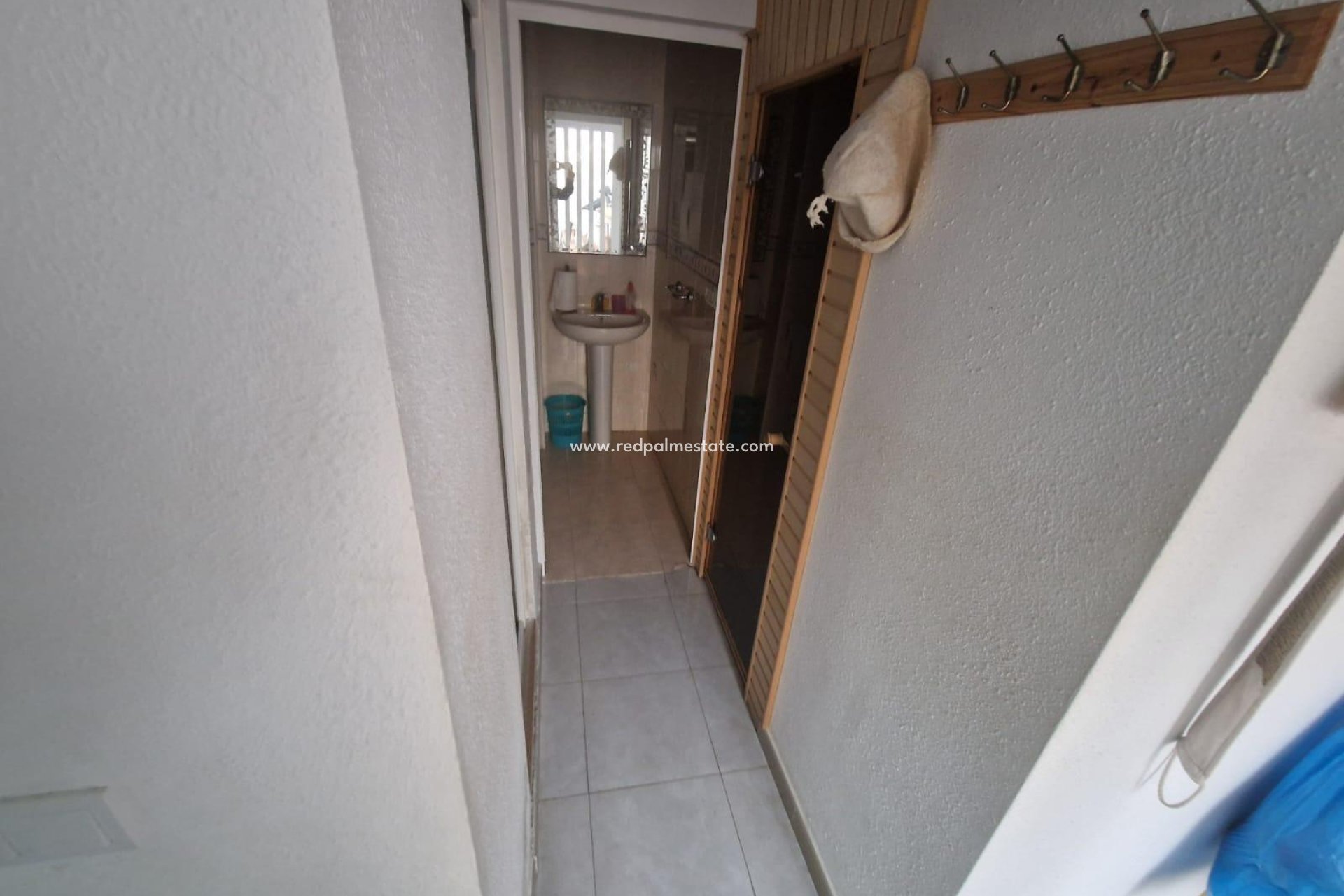 Reventa - Negocio -
Torrevieja - Center