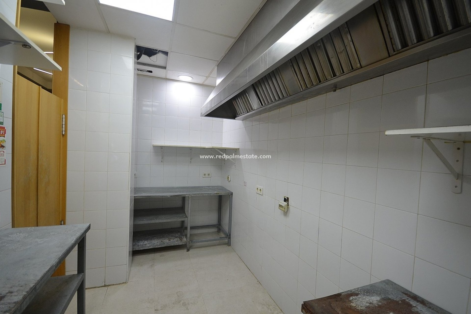 Reventa - Negocio -
Torrevieja - Centro Torrevieja