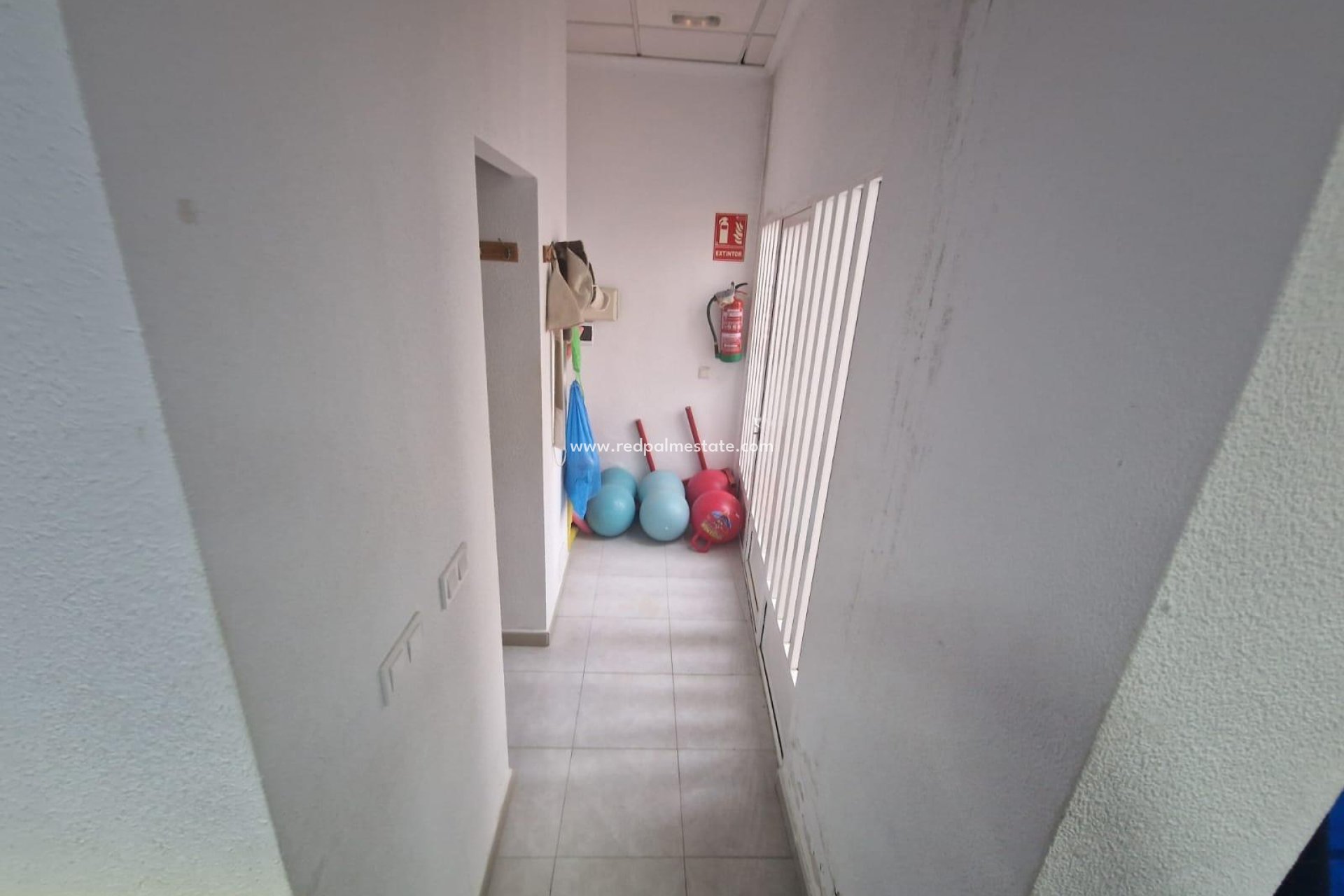 Reventa - Negocio -
Torrevieja - Centro Torrevieja