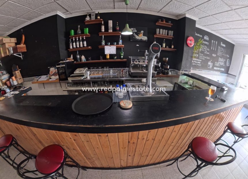 Reventa - Negocio -
Torrevieja - Centro Torrevieja