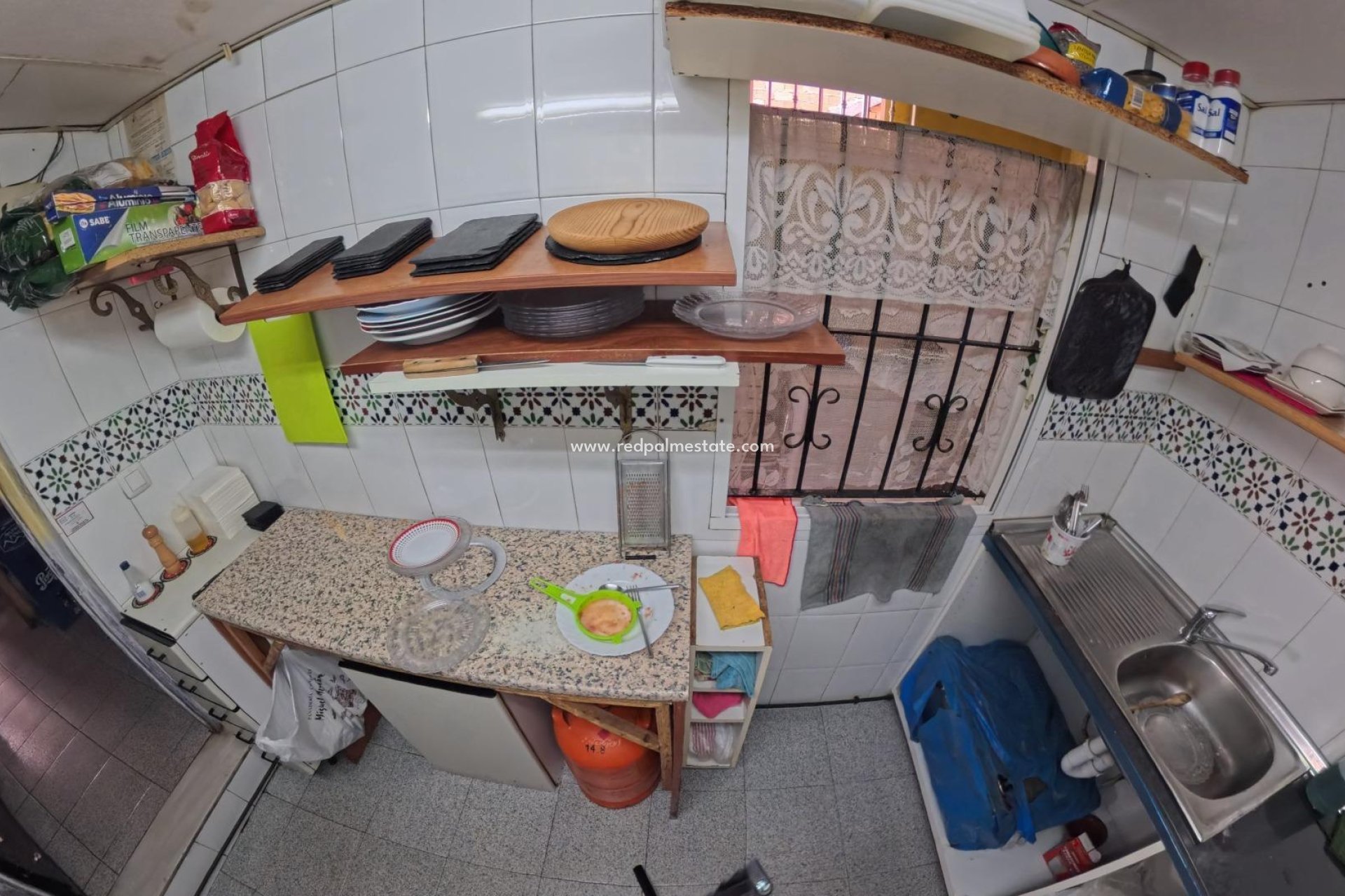 Reventa - Negocio -
Torrevieja - Centro Torrevieja