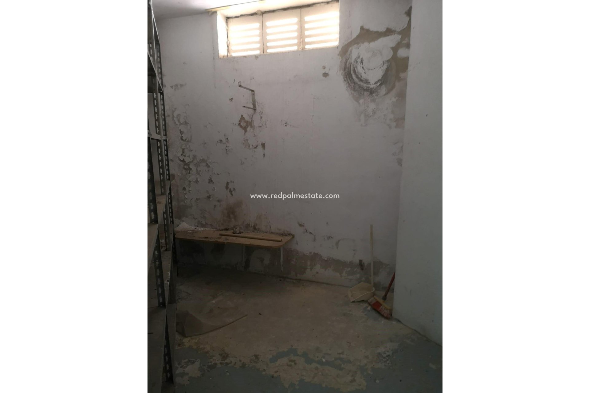 Reventa - Negocio -
Torrevieja - Centro Torrevieja