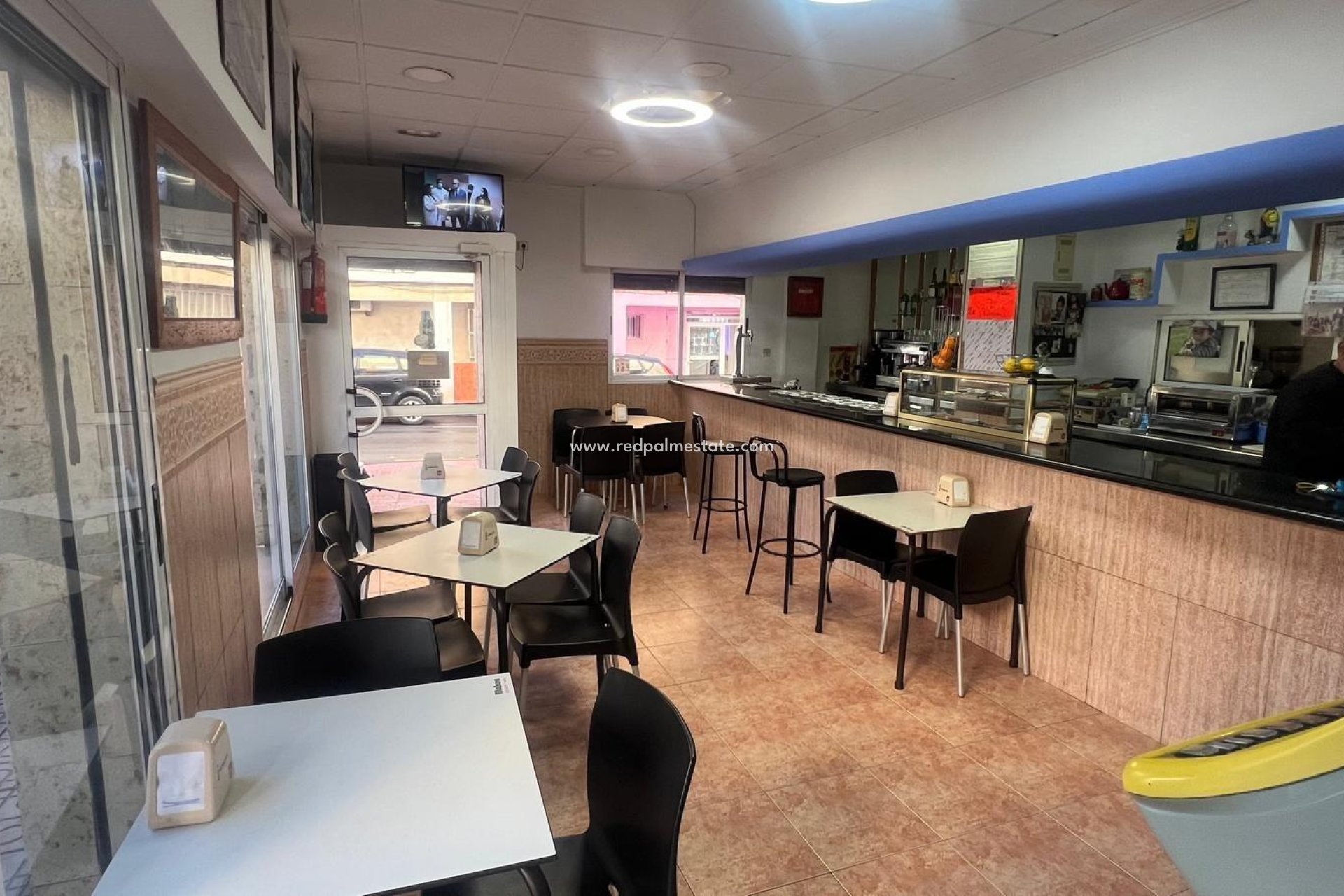 Reventa - Negocio -
Torrevieja - Centro Torrevieja