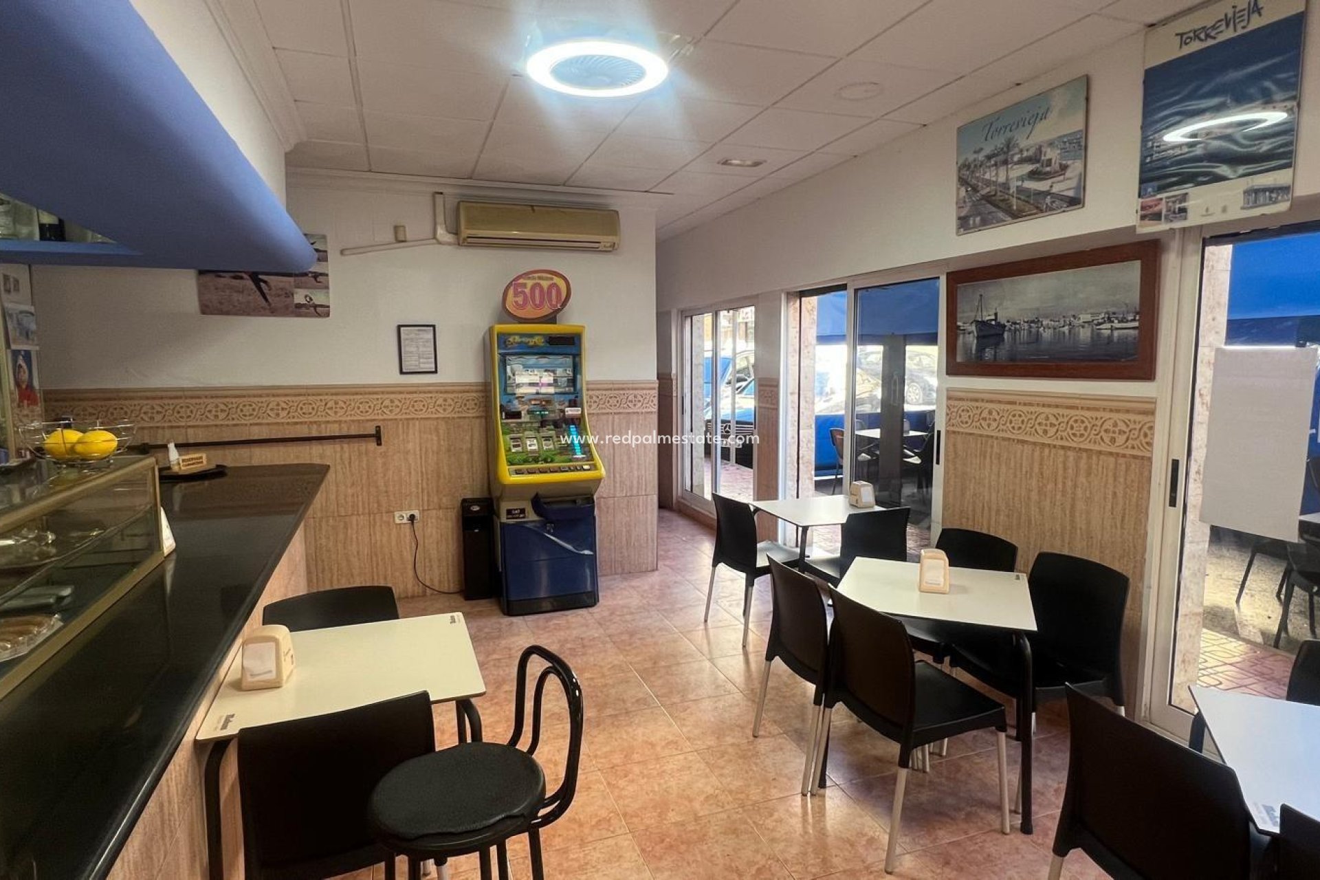 Reventa - Negocio -
Torrevieja - Centro Torrevieja