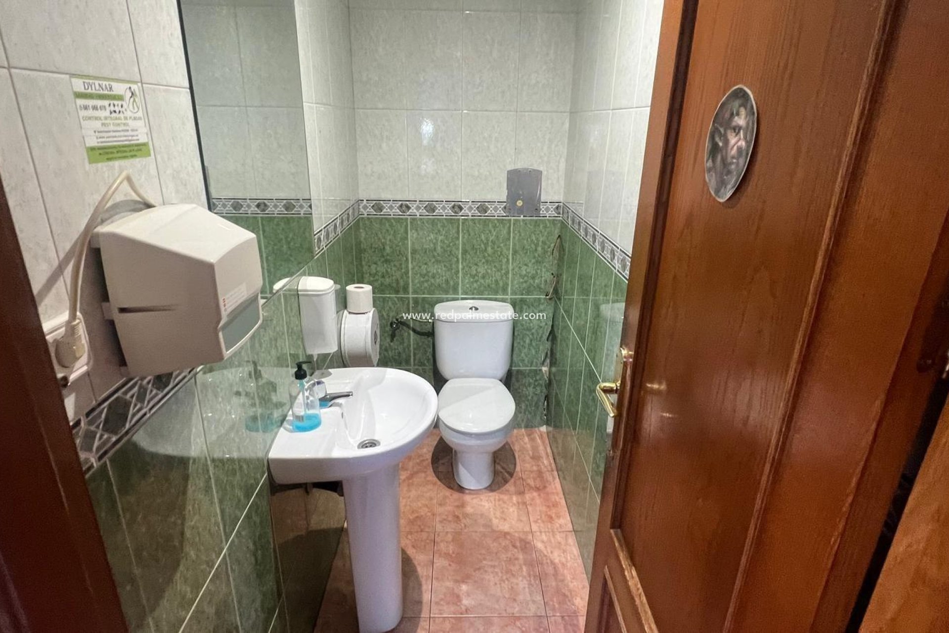 Reventa - Negocio -
Torrevieja - Centro Torrevieja