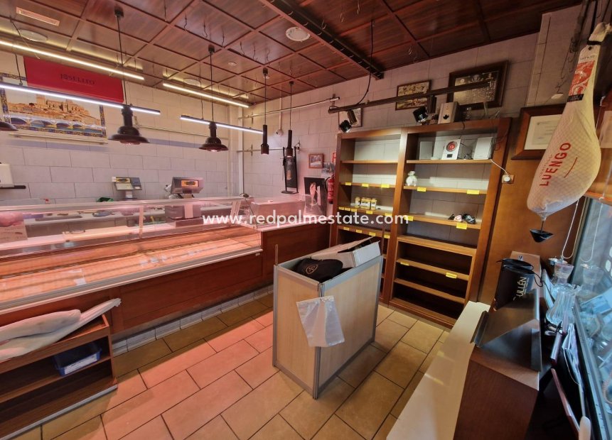 Reventa - Negocio -
Torrevieja - Centro Torrevieja