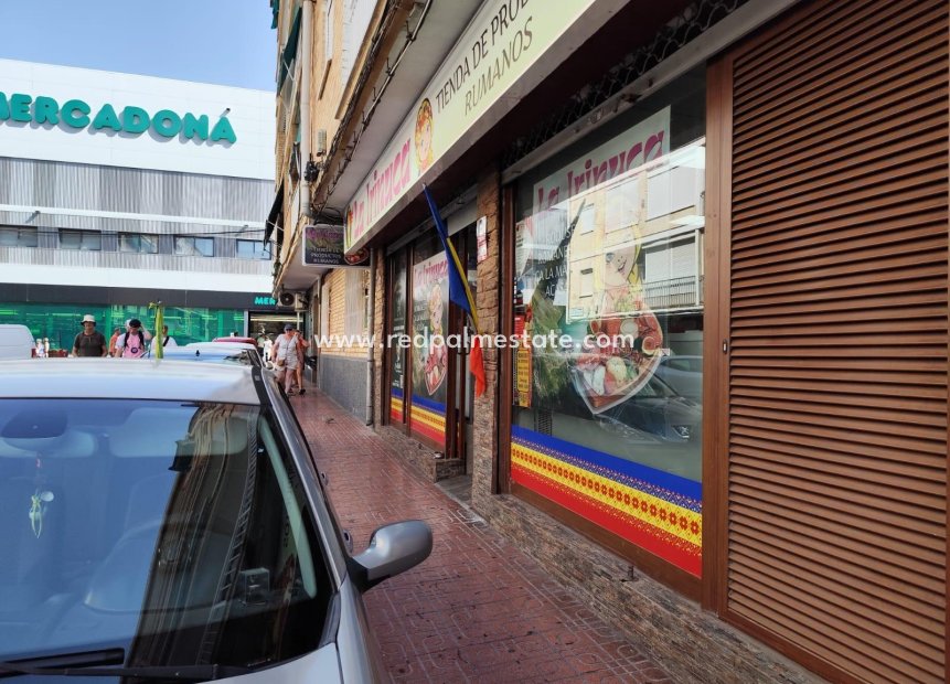 Reventa - Negocio -
Torrevieja - Centro Torrevieja