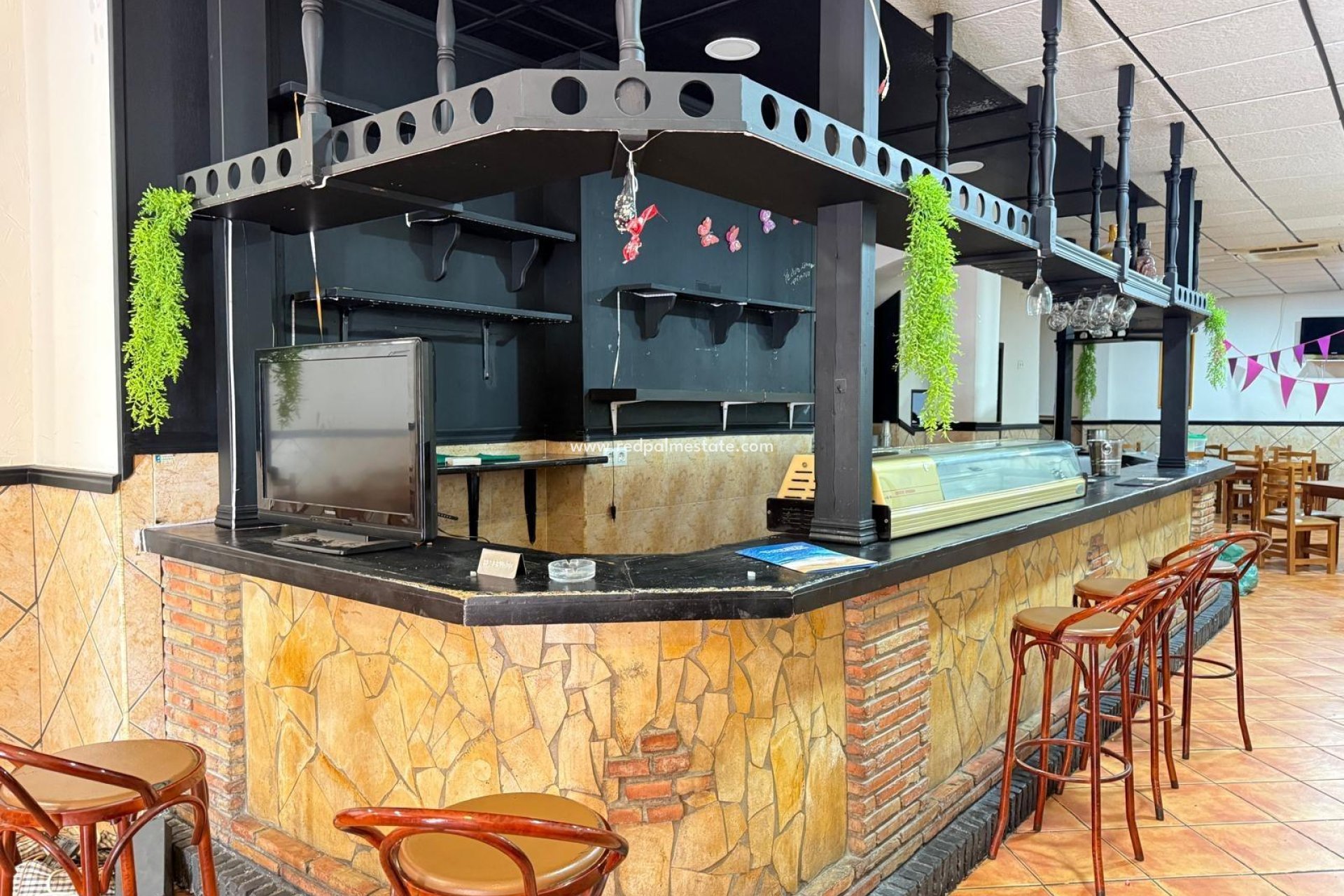 Reventa - Negocio -
Torrevieja - Centro Torrevieja