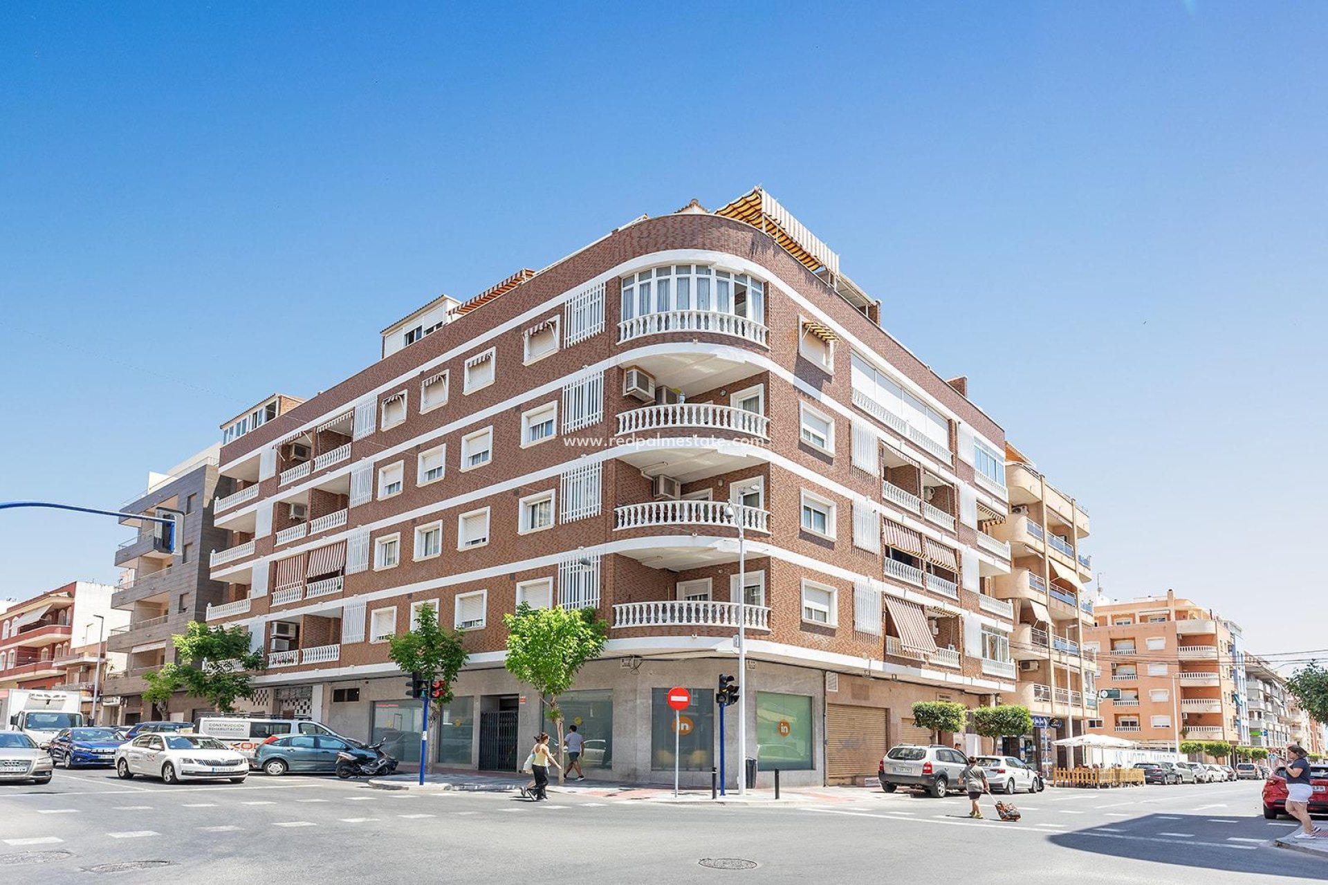 Reventa - Negocio -
Torrevieja - Centro Torrevieja