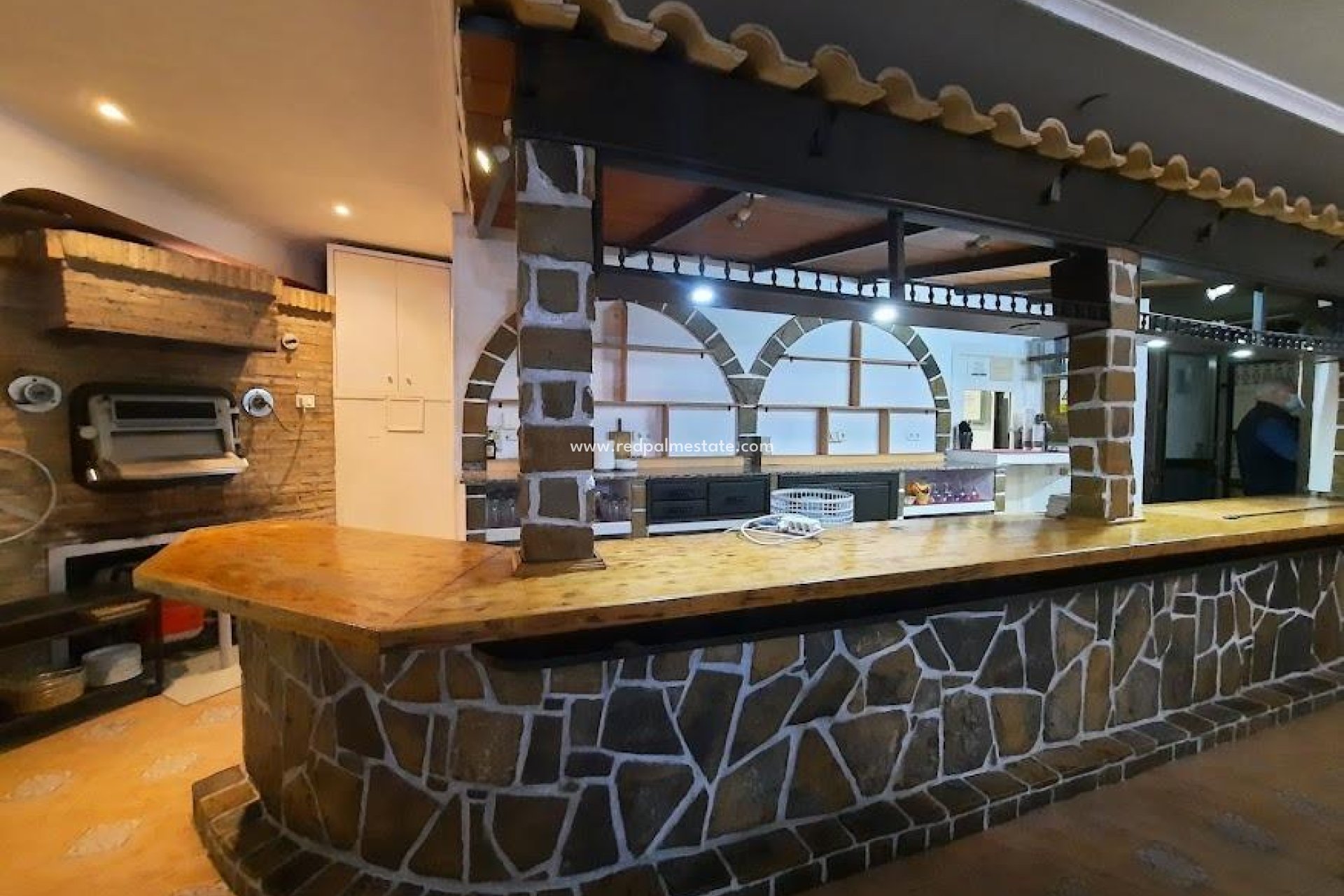 Reventa - Negocio -
Torrevieja - El Acequión - Los Náufragos