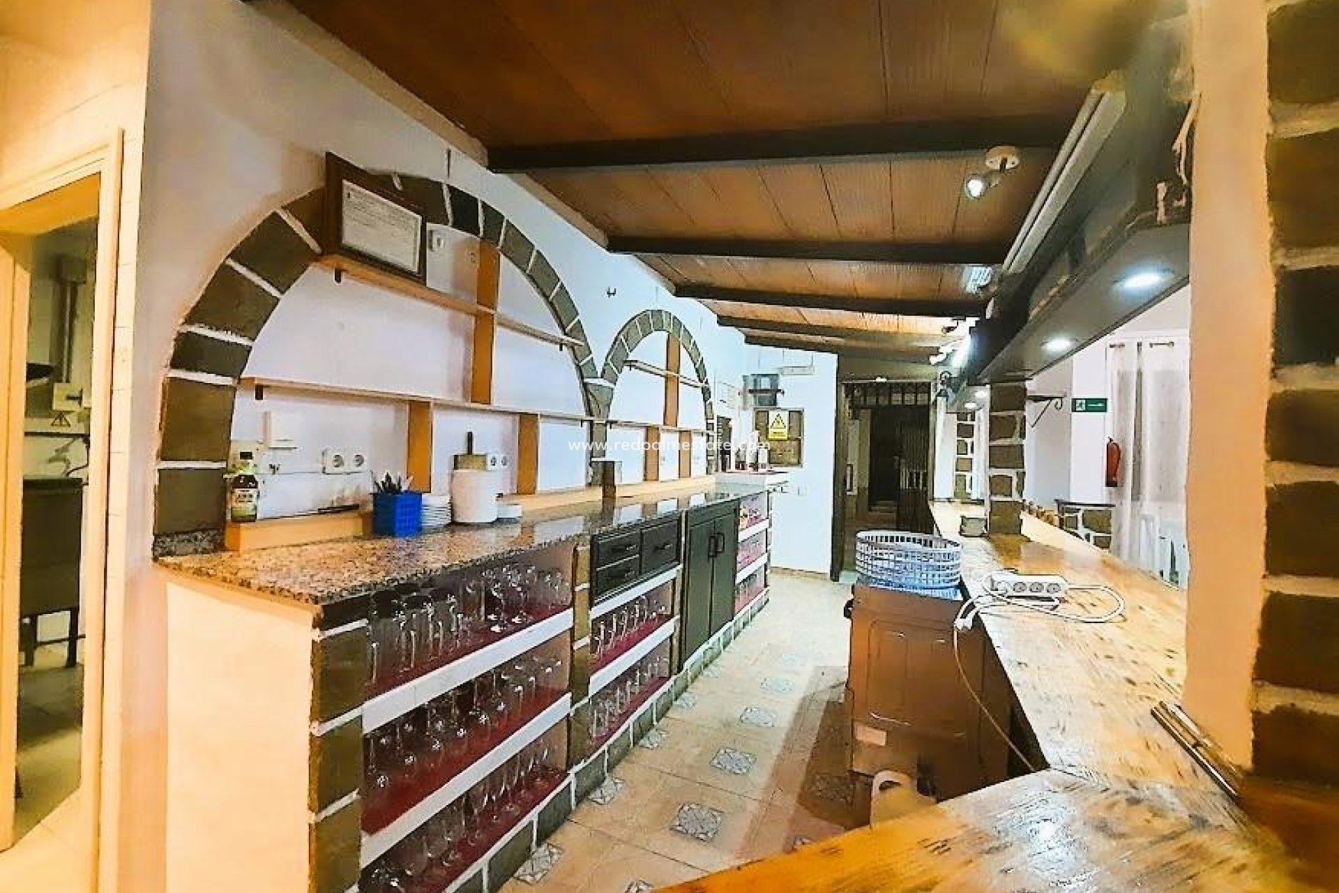 Reventa - Negocio -
Torrevieja - El Acequión - Los Náufragos