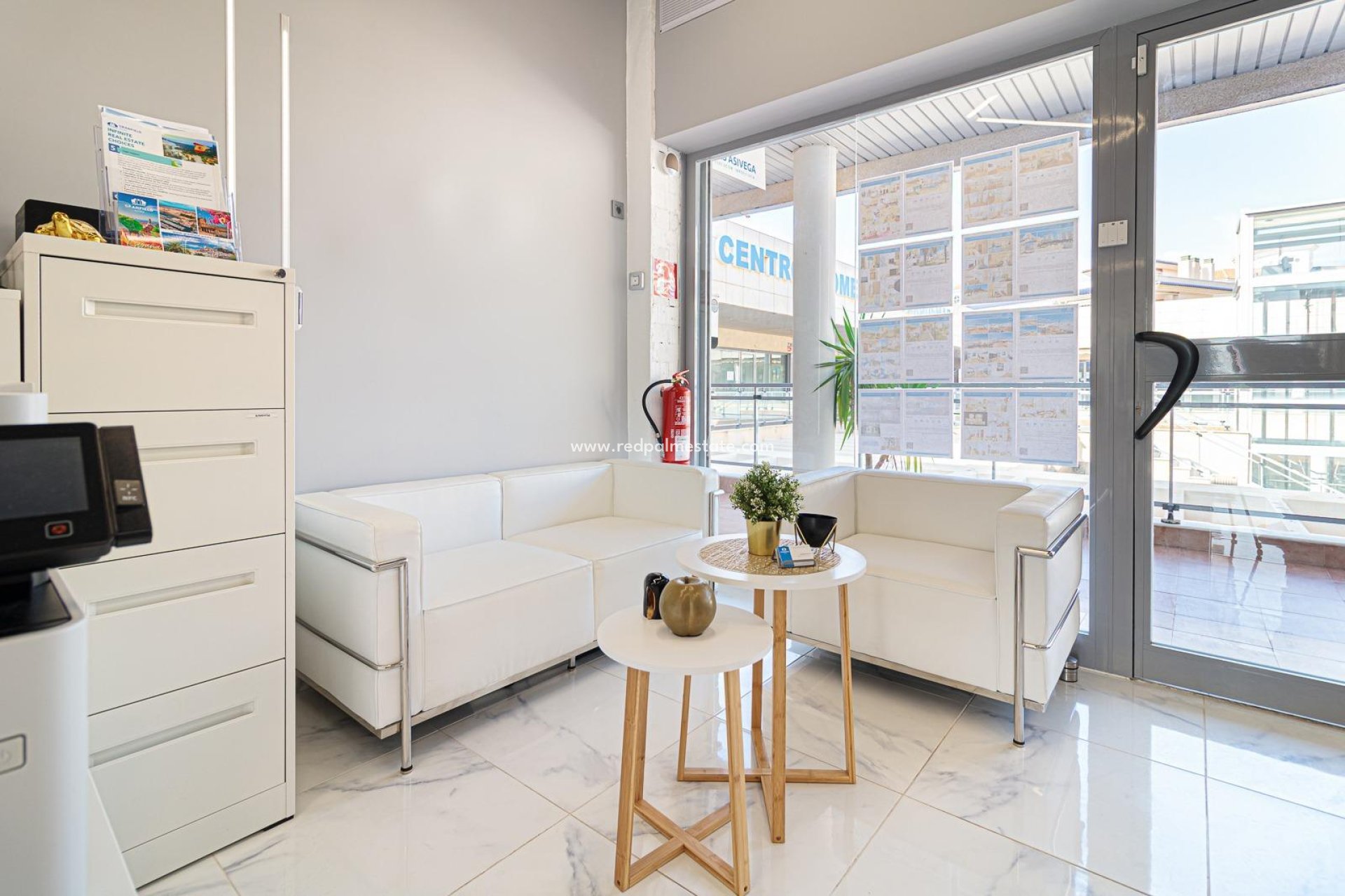 Reventa - Negocio -
Torrevieja - La Mata