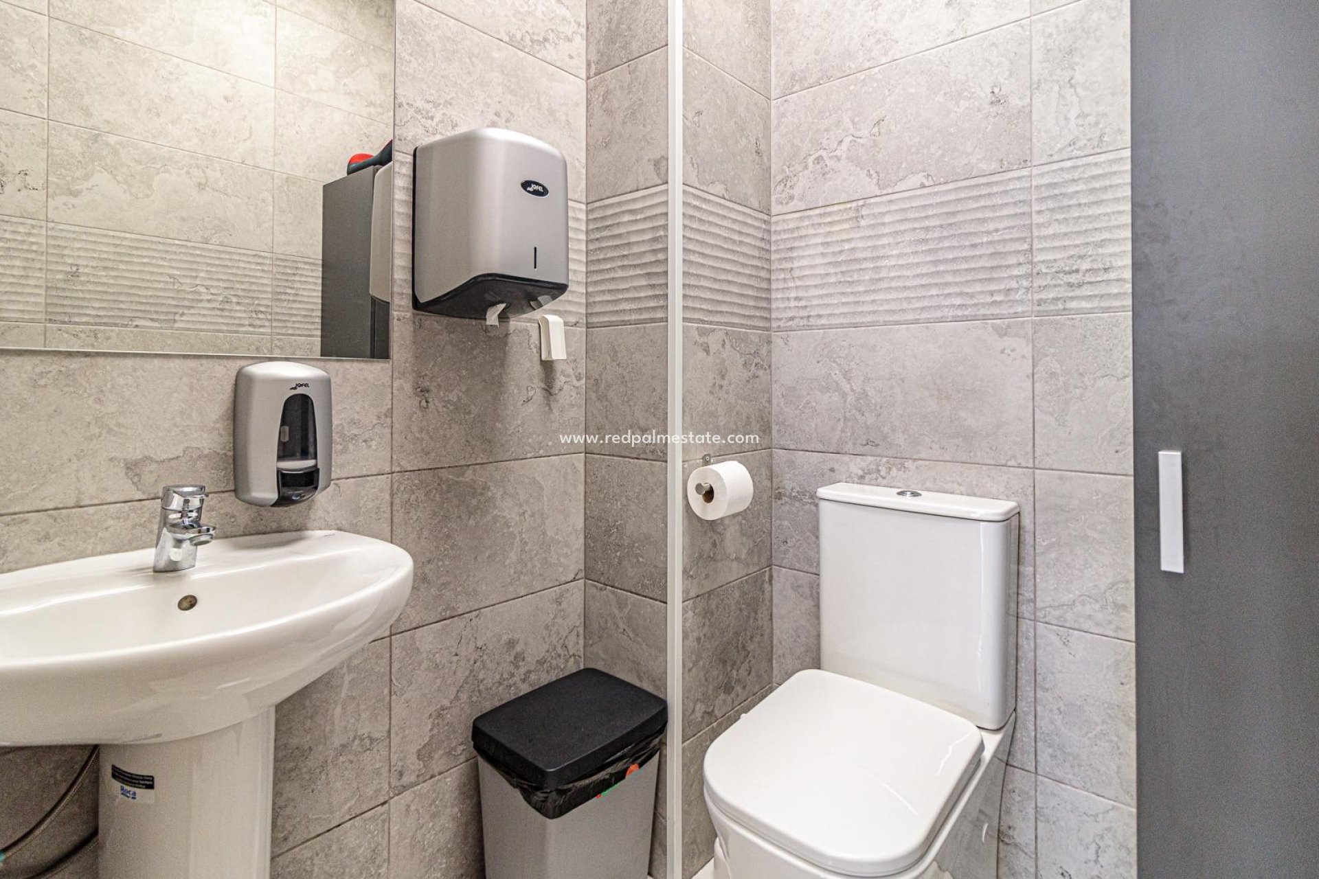 Reventa - Negocio -
Torrevieja - La Mata