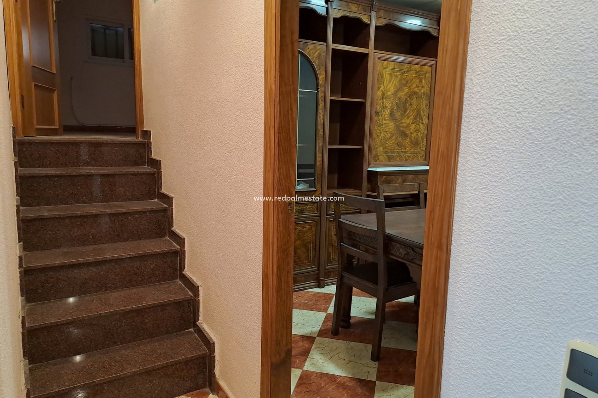 Reventa - Negocio -
Torrevieja - La Mata