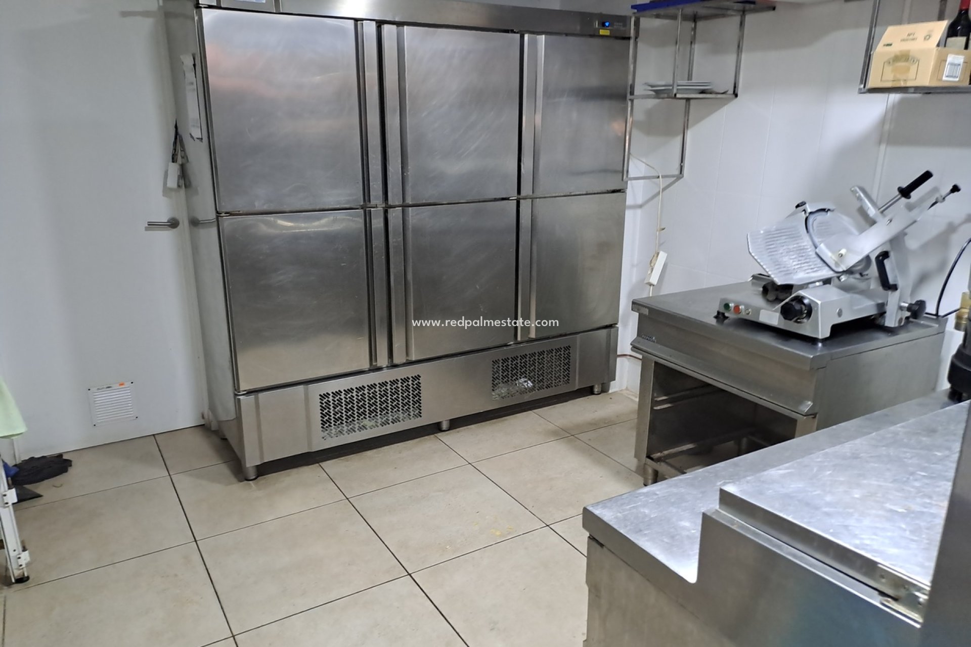 Reventa - Negocio -
Torrevieja - La Mata