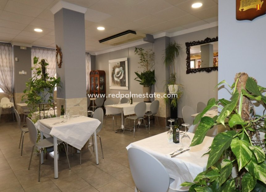 Reventa - Negocio -
Torrevieja - Playa del Cura