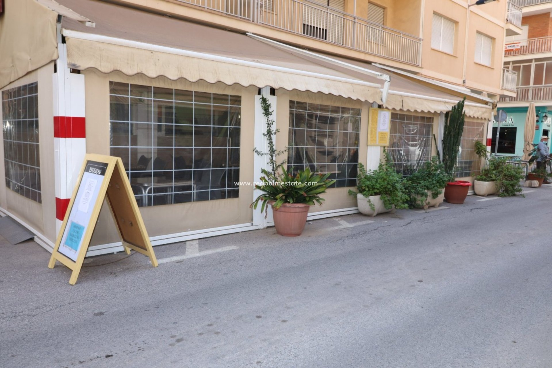 Reventa - Negocio -
Torrevieja - Playa del Cura