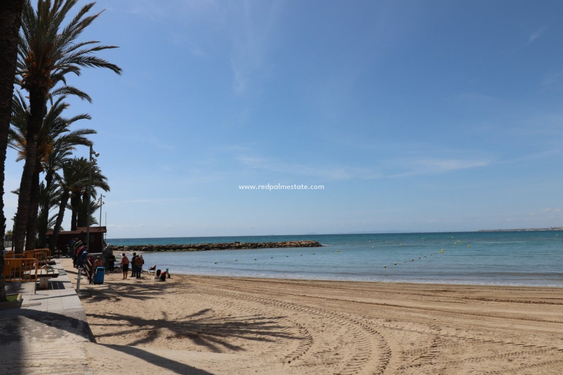 Reventa - Negocio -
Torrevieja - Playa del Cura