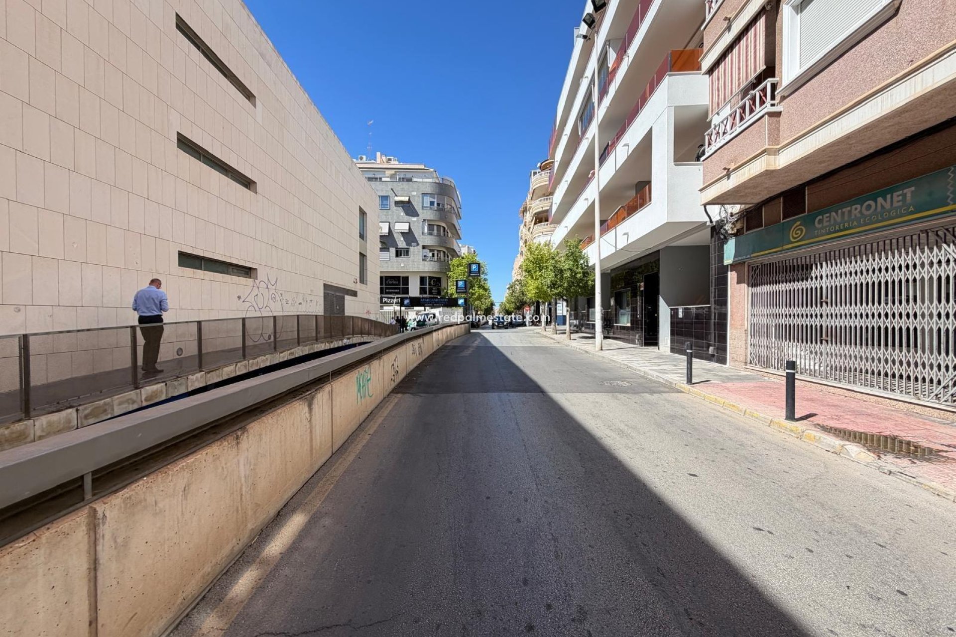 Reventa - Negocio -
Torrevieja - Playa del Cura