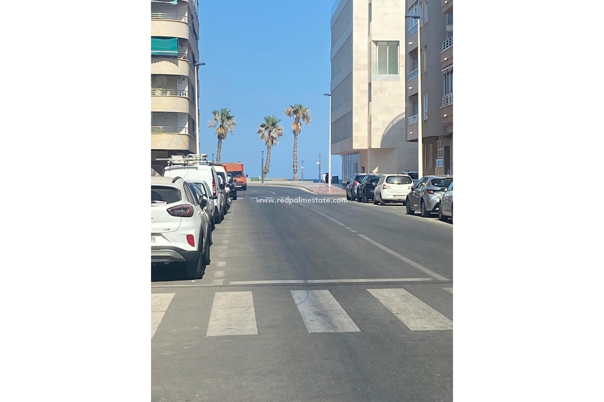 Reventa - Negocio -
Torrevieja - Playa del Cura