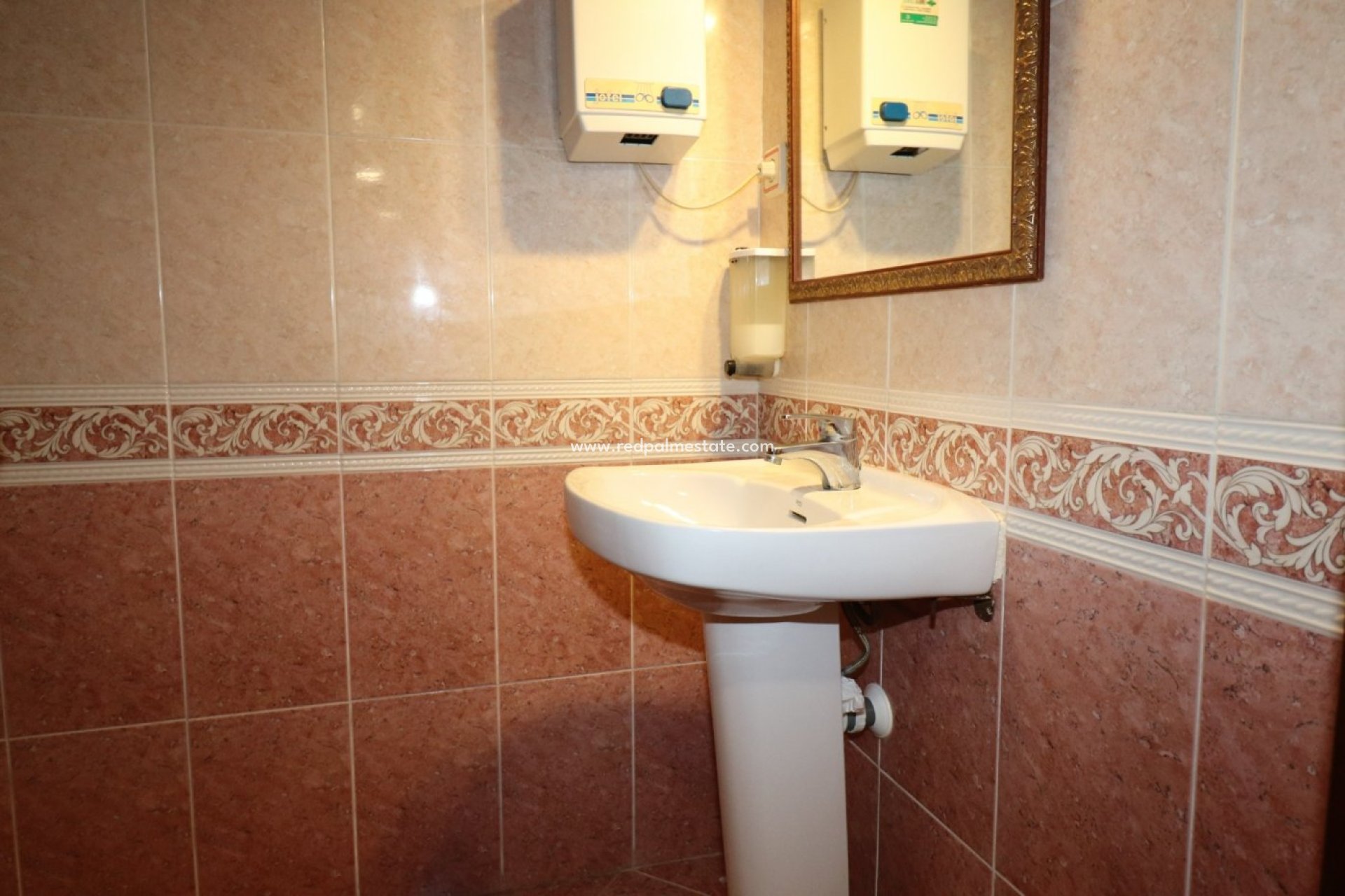 Reventa - Negocio -
Torrevieja - Playa del Cura