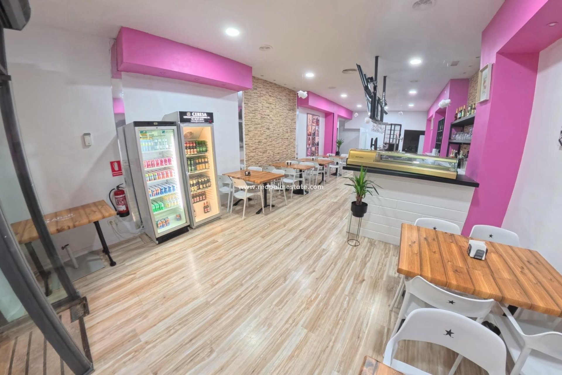 Reventa - Negocio -
Torrevieja - Playa del Cura