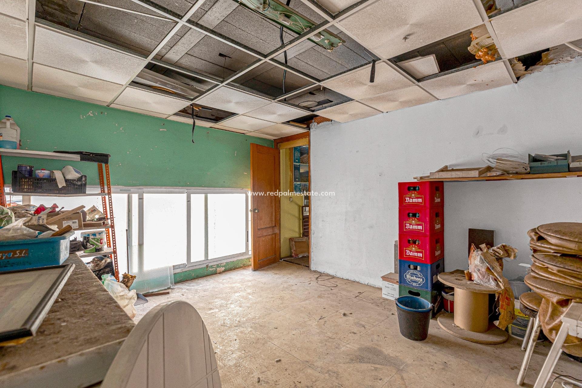 Reventa - Negocio -
Torrevieja - Playa del Cura