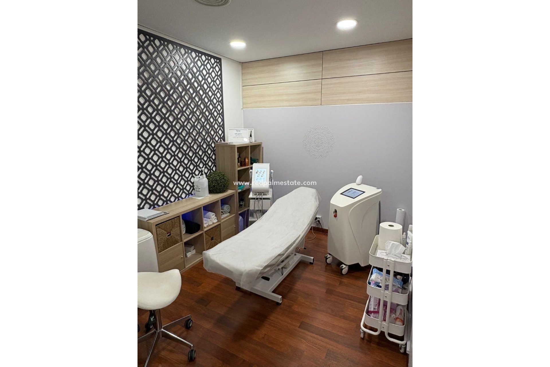 Reventa - Negocio -
Torrevieja