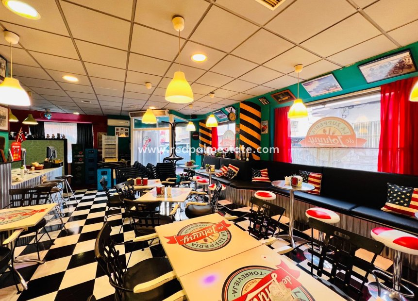 Reventa - Negocio -
Torrevieja